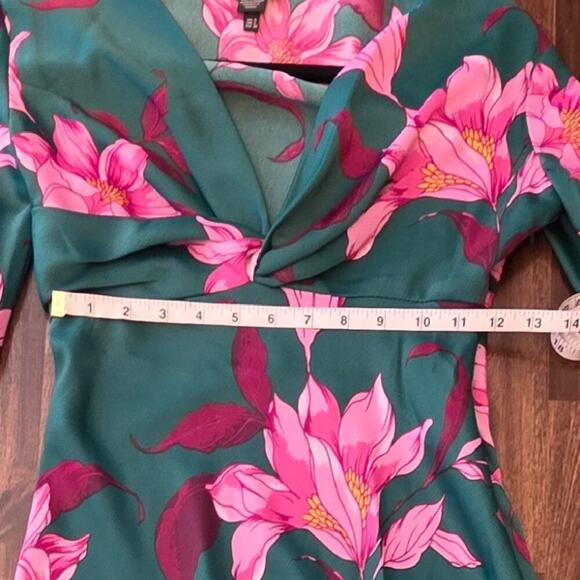 Maggy London Dress Womens 4 Green Pink Floral Midi Twist Front Long Sleeve NWT - Picture 2 of 12